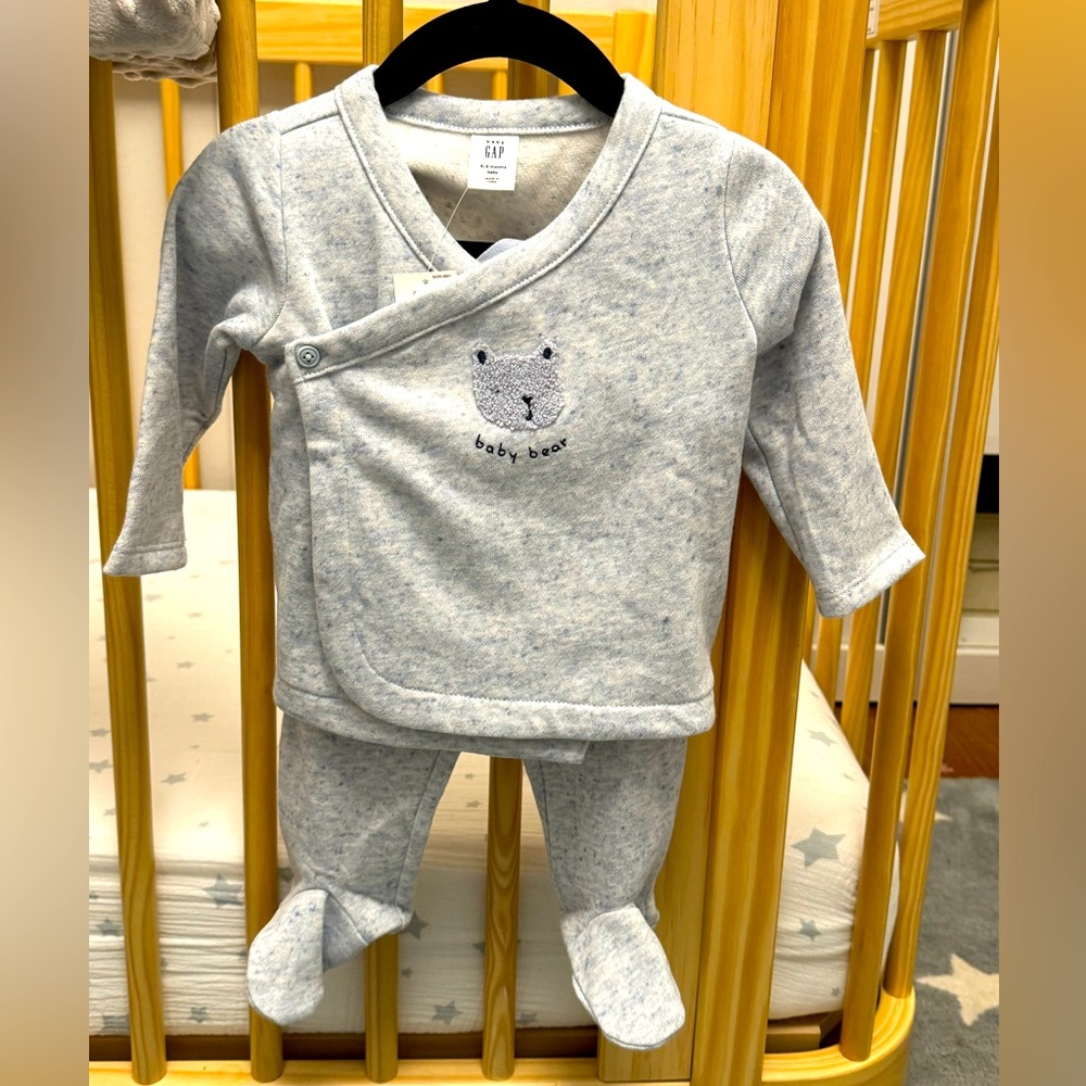 Baby Gap Two Piece Set Baby Bear 6-9 Months NWT